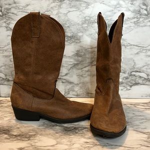 Rampage Small Heeled Brown Boots